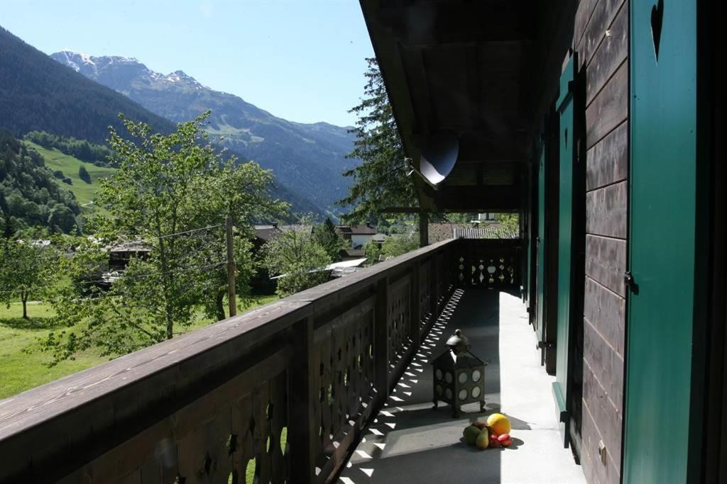Landhaus Heidi Partenen Buitenkant foto